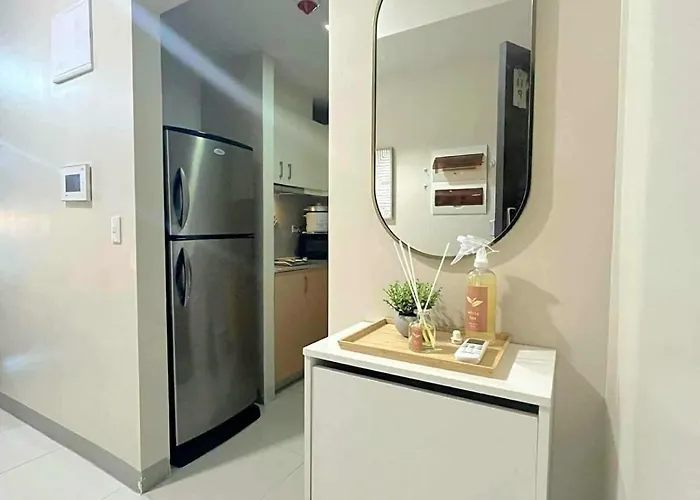 Elegant 1br Bgc 11p Uptown Parksuites T2 *