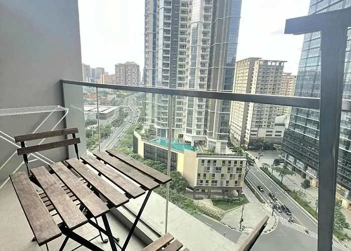 Elegant 1br Bgc 11p Uptown Parksuites T2 * Manila