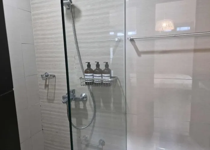 Elegant 1br Bgc 11p Uptown Parksuites T2 * Manila